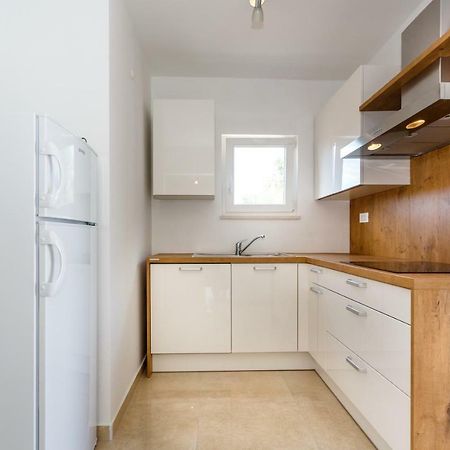 Apartman Maslina Veglia Exterior foto
