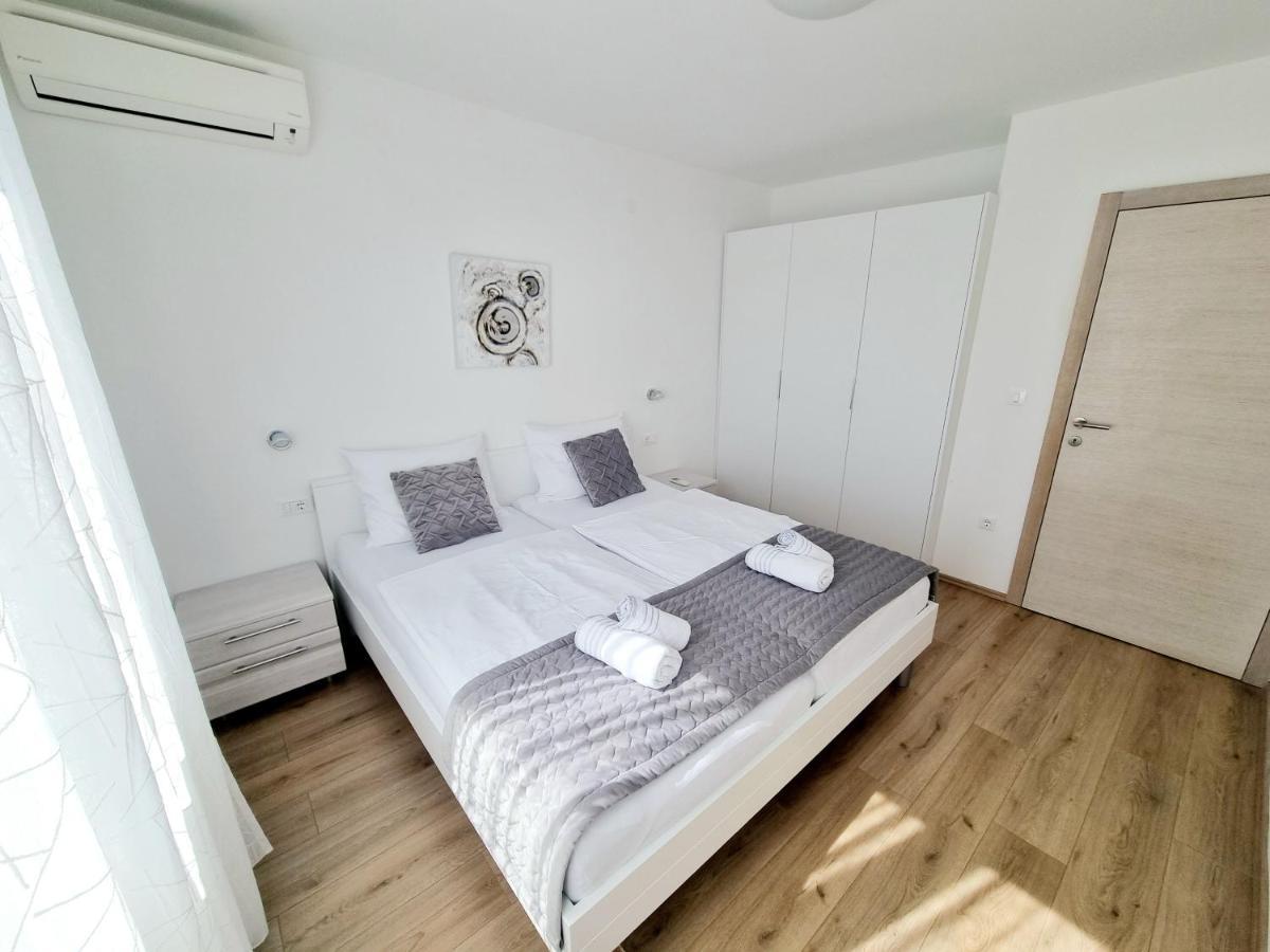 Apartman Maslina Veglia Exterior foto
