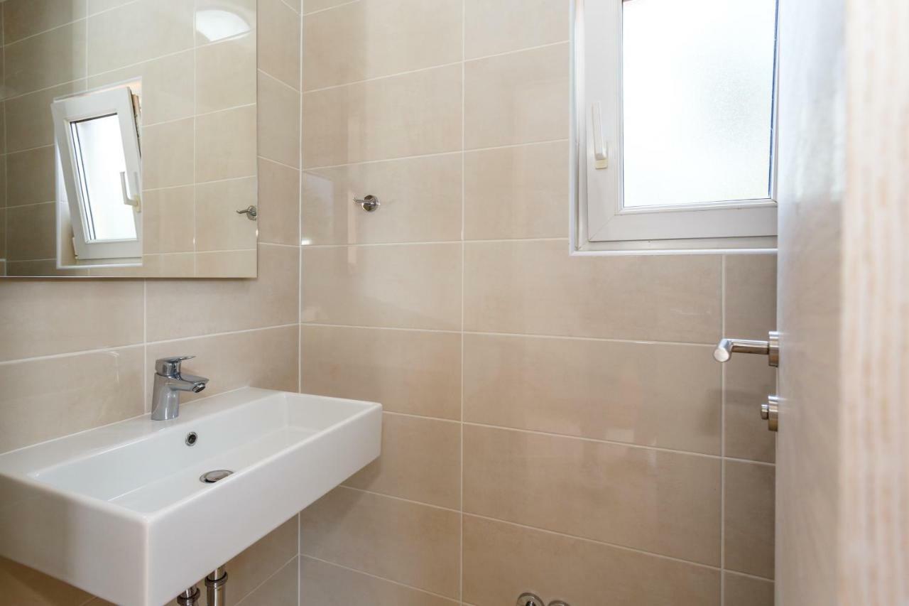 Apartman Maslina Veglia Exterior foto