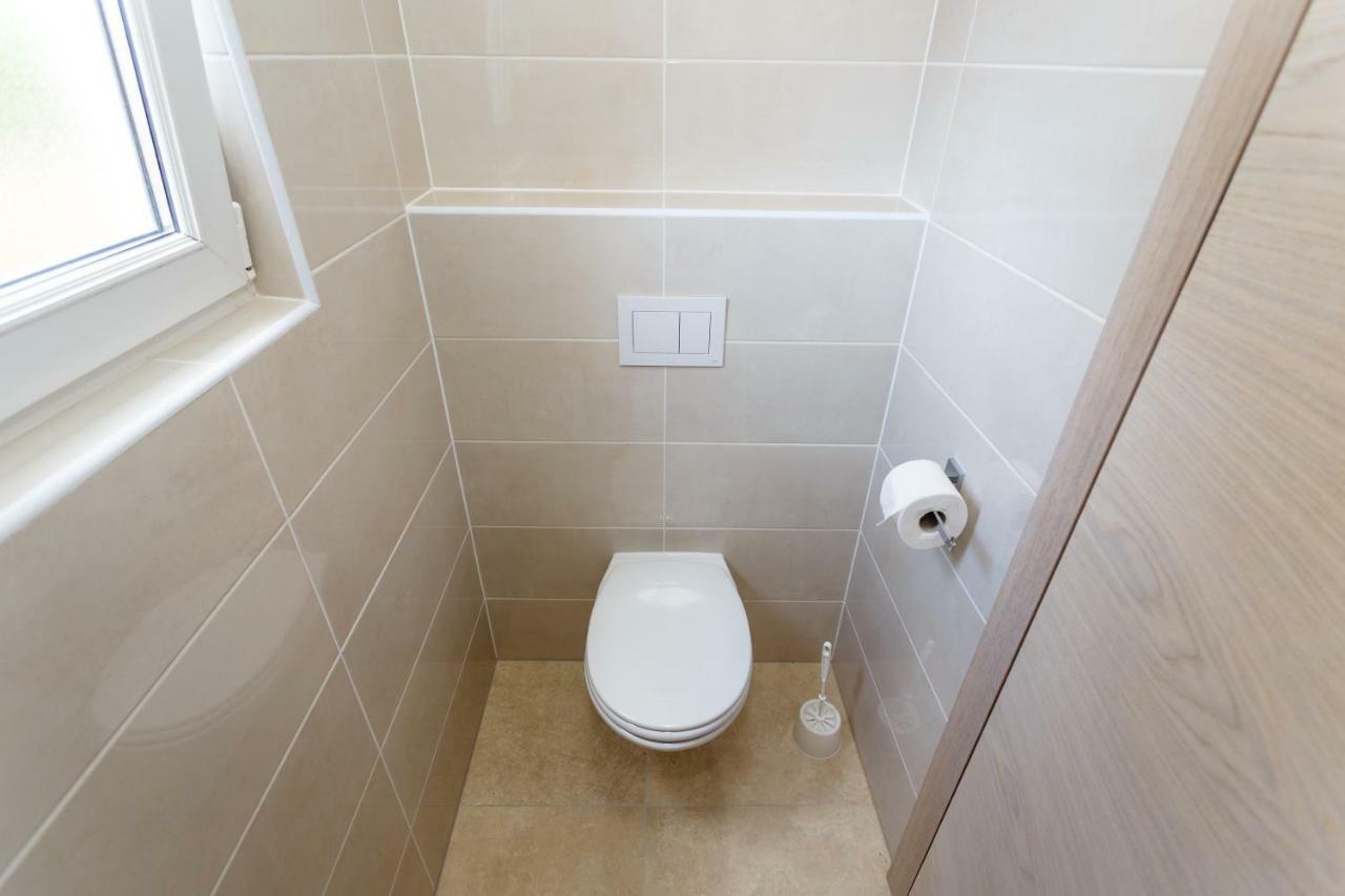 Apartman Maslina Veglia Exterior foto